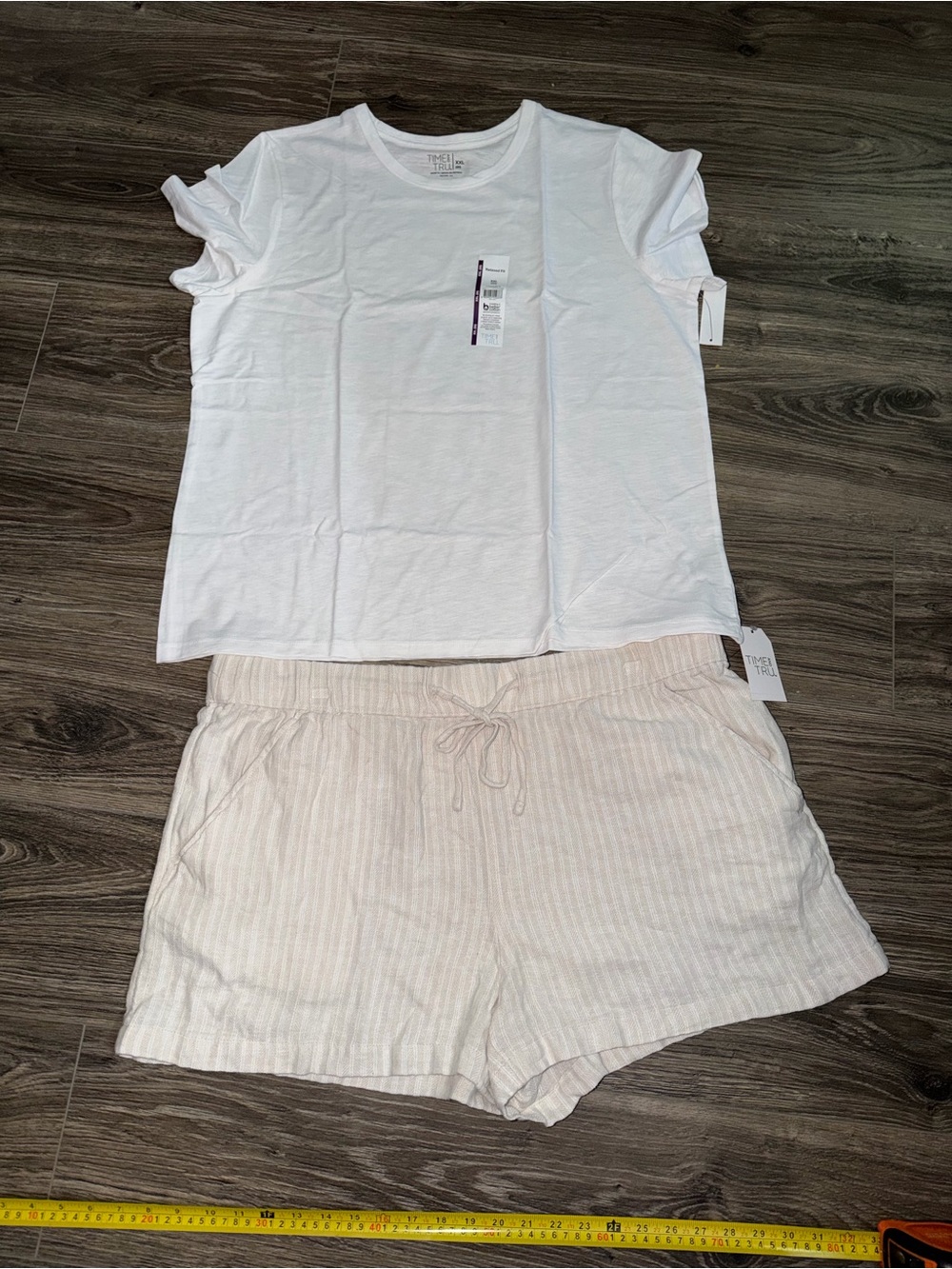 Time and Tru Women's shorts XXXL &  T-shirt XXL